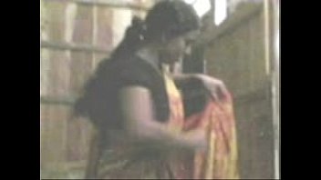Gosol Kora Video X - bangla bhabi hot gosol kora - Indian MMS