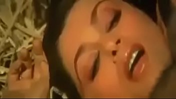 Dimpal Kabadia Film Porn Dot Com - dimple kapadia sex scene MMS Video